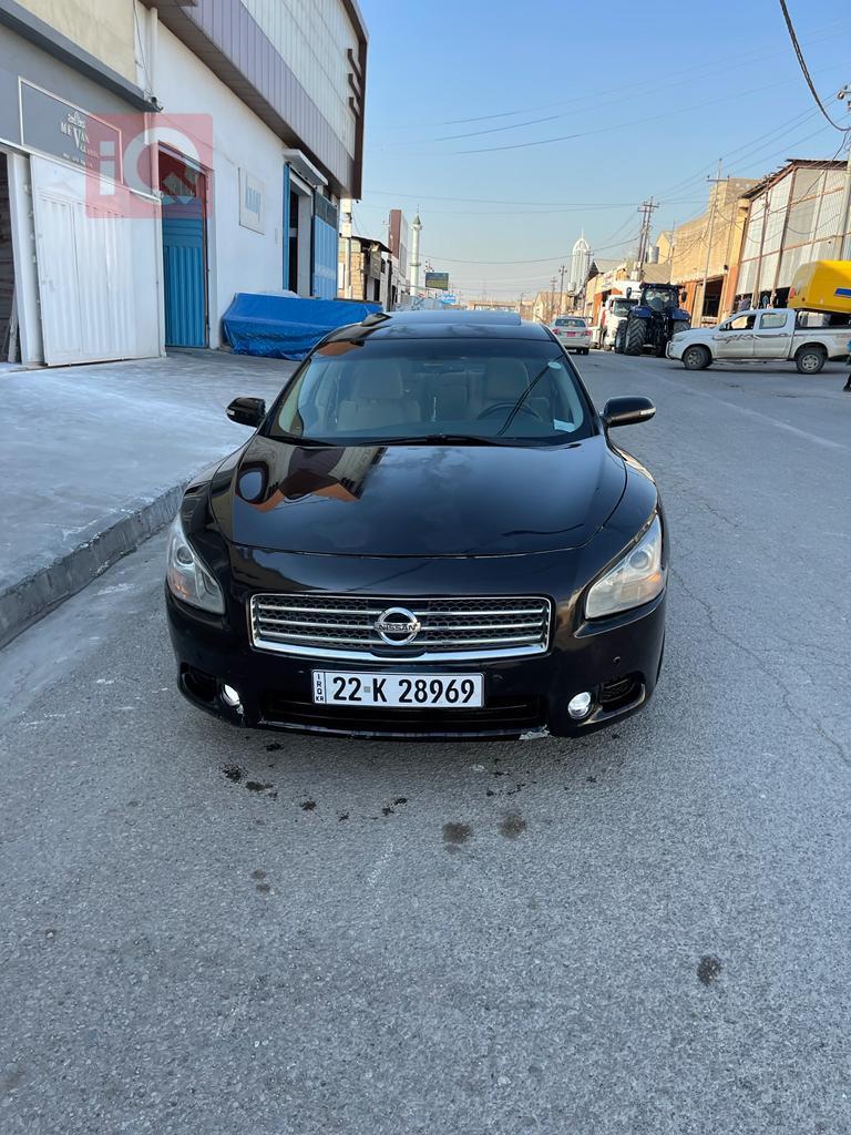 نيسان ماكسيما